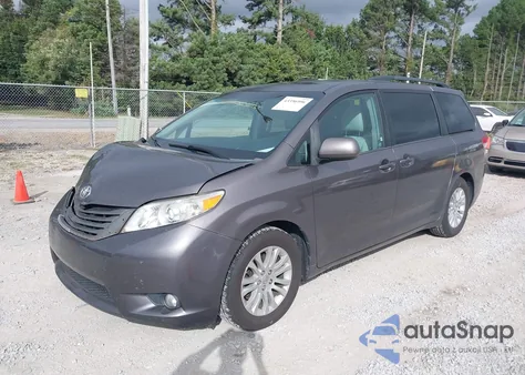 2013 Toyota Sienna Xle V6 8 Passenger from USA, damaged, VIN 5TDYK3DC5DS319643